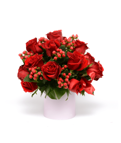 Elegant Red Roses Bouquet