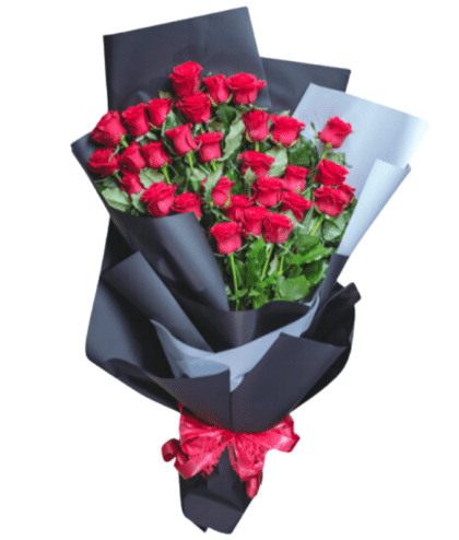 red roses handbunch